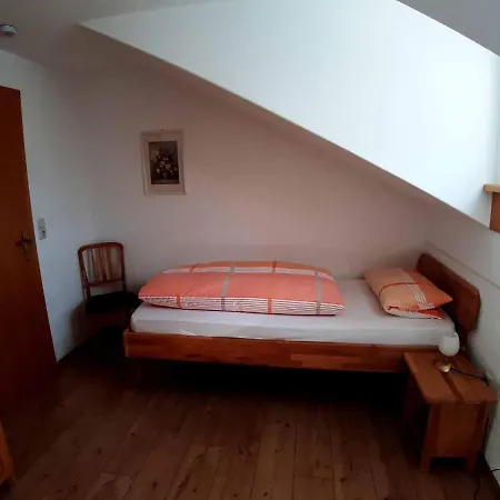 Haus Rachel Apartment